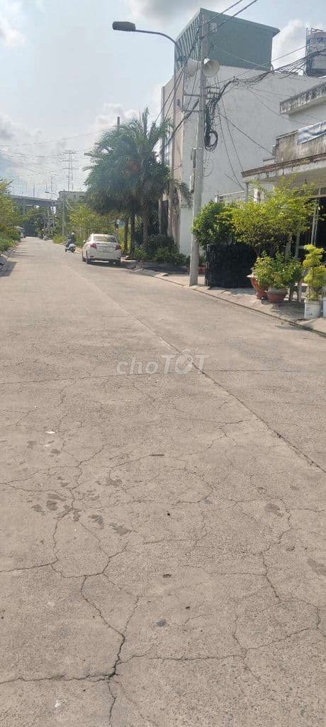 Bán đất hẻm 126 Nguyễn Văn Tạo xã Long Thới Diện tích 112,5m2