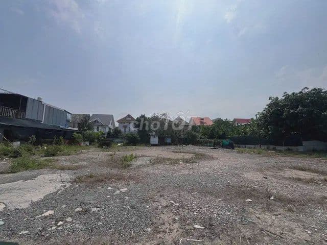 Đất nền thổ cư tại Phường Phú Hữu, Quận 9 với diện tích 1772m²