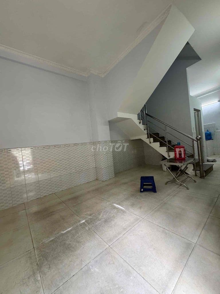 bán nhà ngang 8m8 hẻm 1/ Văn Thân p8 q6 ( này là Phường Bình Tiên) - Ảnh 2