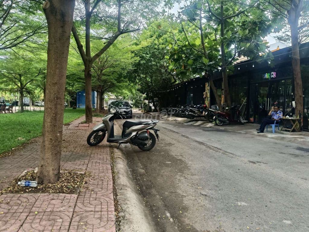 Hẻm 12m, DT:5 x 20m. CN 100m. Giá 13,5 tỷ. Bình Lợi, F13. Bình Thạnh. - Ảnh 2