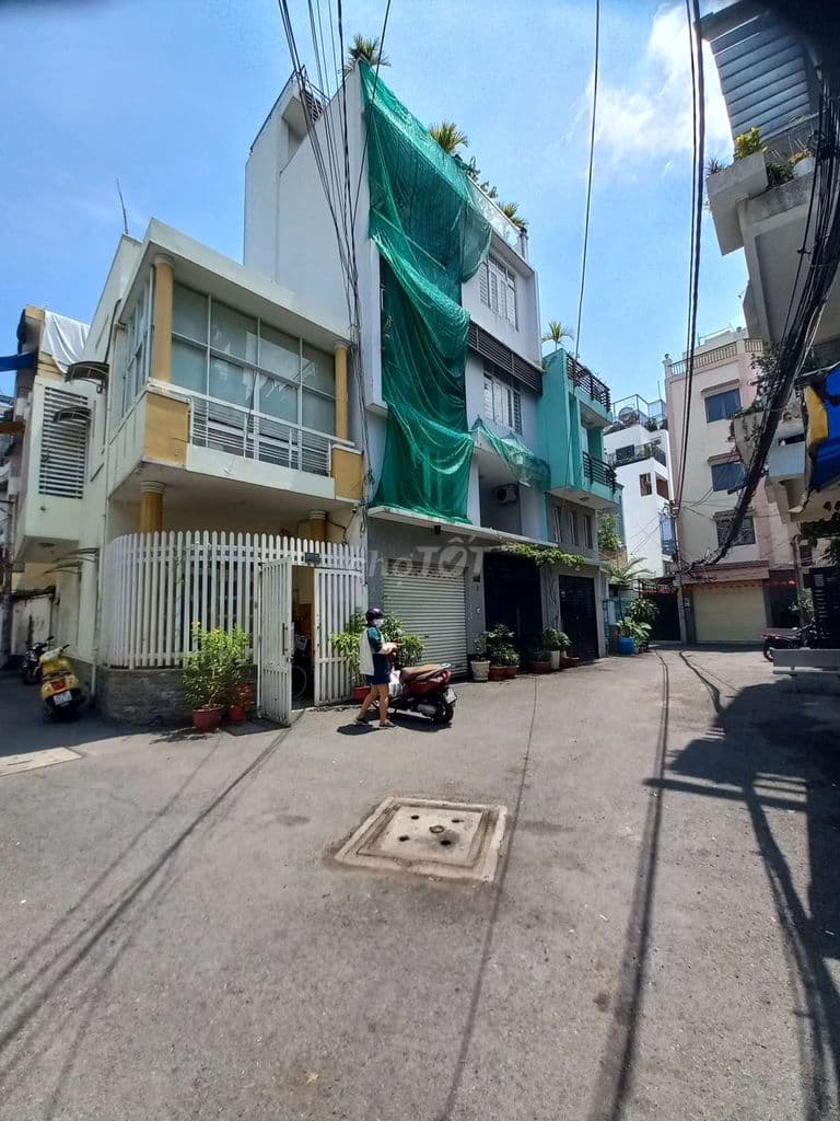 Nhà Hẻm Xe hơi CHDV dòng tiền 250tr /Tháng sát quận 1 Gần Chợ Bà Chiểu - Ảnh 2