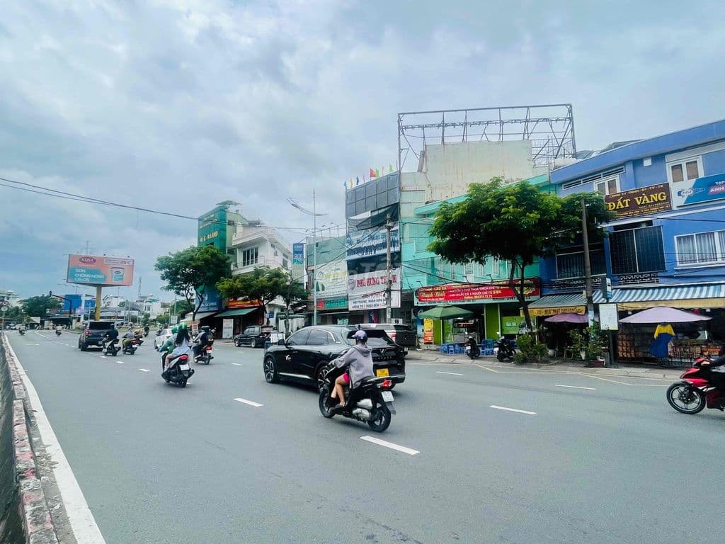 hàng hiếm ngang 8,6m đường KD mà giá 10,5 tỷ - Ảnh 2