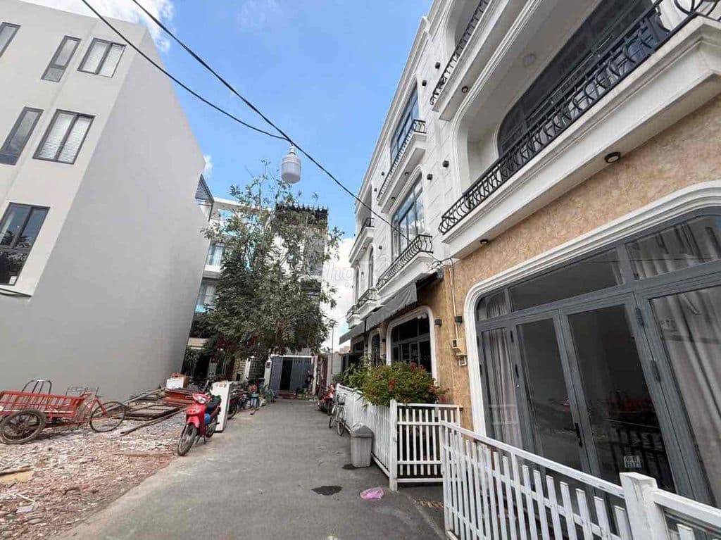 Chủ gửi lô đất 135m2 đường 23, Phường Bình Trưng Tây, Q2