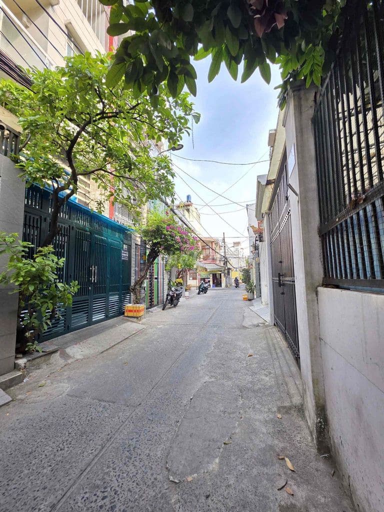 BÁN NHÀ HÀNG HIẾM KHU BÀU CÁT – HẺM NHỰA XE TẢI THÔNG - TRUNG TÂM TÂN - Ảnh 2