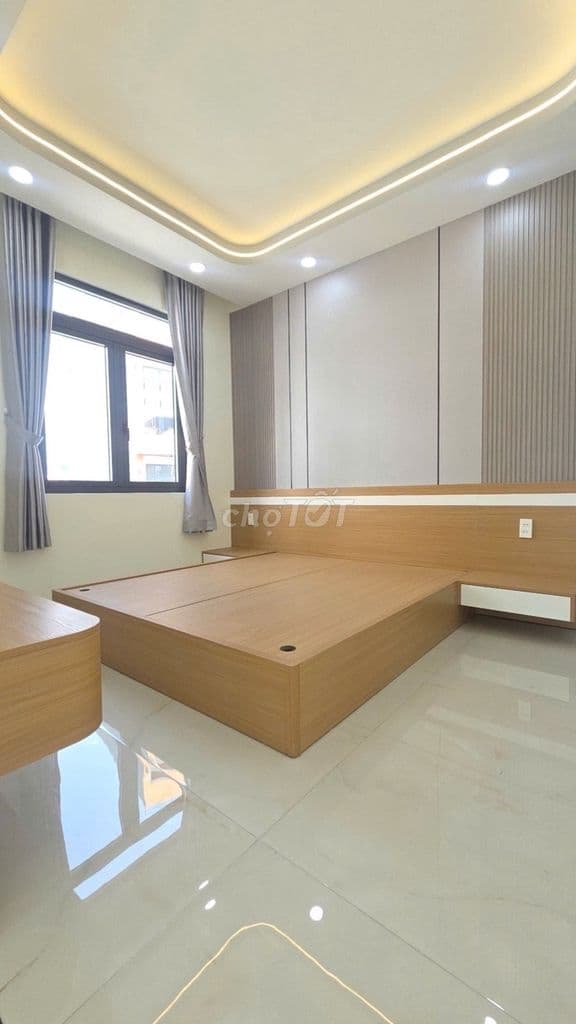 Có 1 không 2. Nhà ngang 14 x 10m. 2 mặt tiền, 4 tầng, tặng nội thất - Ảnh 3