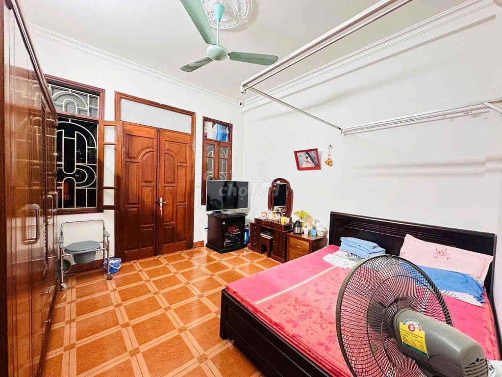 PHÂN LÔ Ô TÔ ĐỖ CỬA - CÁCH 1 NHÀ RA MẶT PHỐ TRẦN DUY HƯNG 45M2-5TẦNG- - Ảnh 3