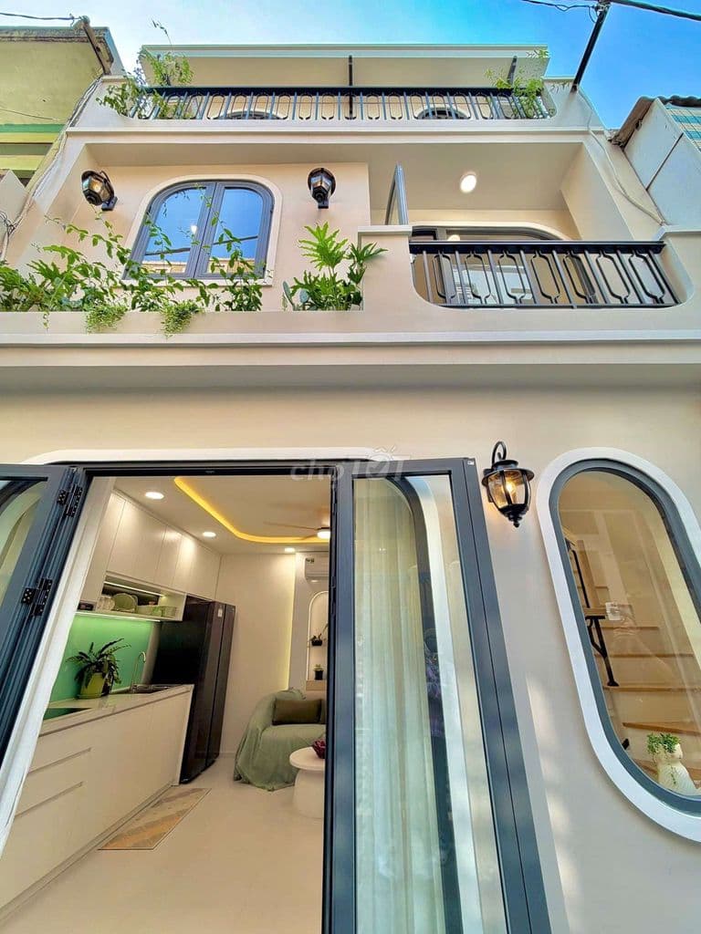 Hơn 5.Tỷ nhà Bình Thạnh P3 hẻm xe hơi, ngang 5m, nhà 3 tầng