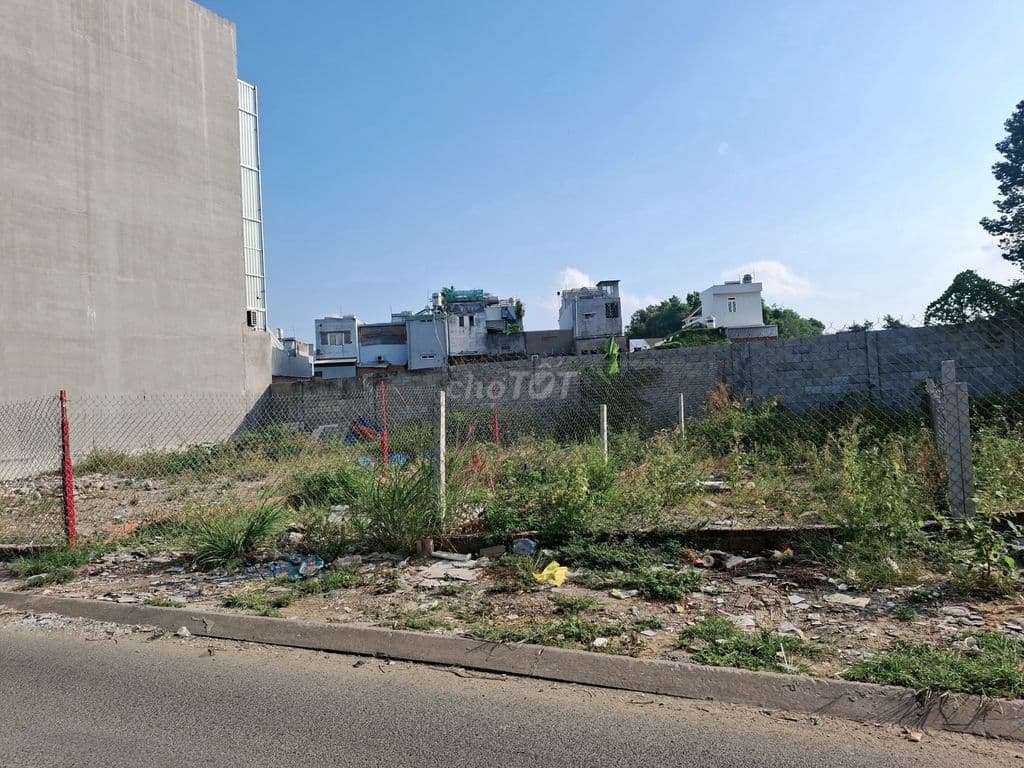 Em còn vài lô giá ngợp nhỉnh 2tỷ/nền gàn chợ thủ đức võ văn ngân hẻm - Ảnh 3