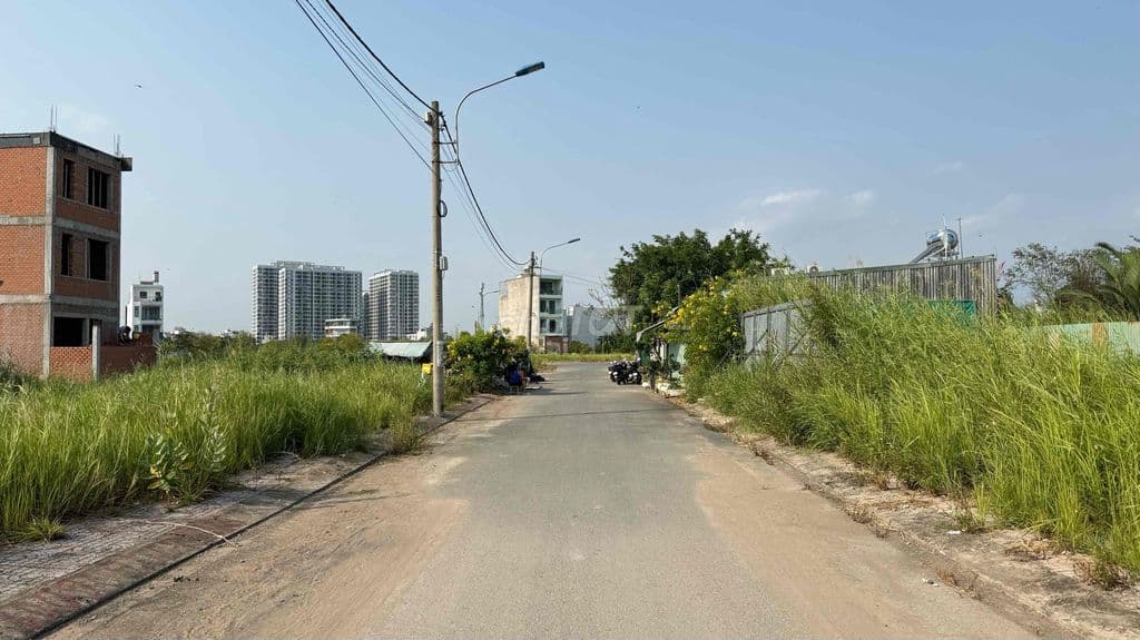 BÁN NỀN ĐẤT KDC PHỐ ĐÔNG TRƯỜNG LƯU - CẠNH VĐ3 - 5.15 TỶ - Ảnh 2