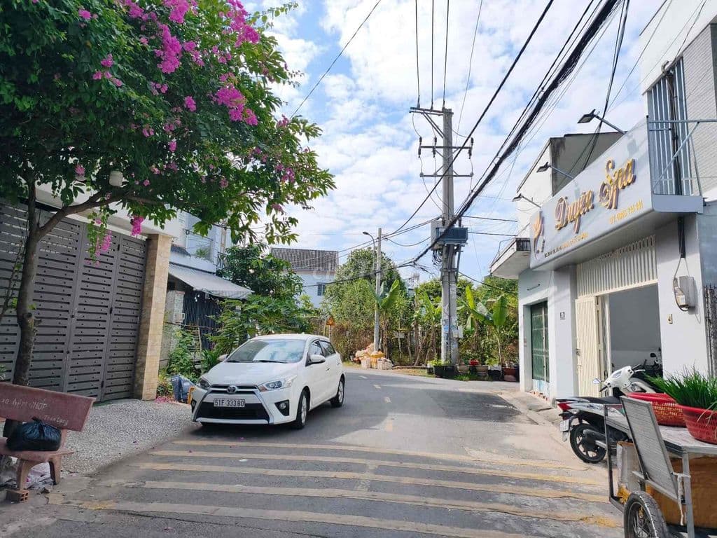 CĂN GÓC HIẾM , 2T BTCT , 37M2 , TIỀM NĂNG XÂY MớI CỰc ĐẸP . CHỈ 3T7