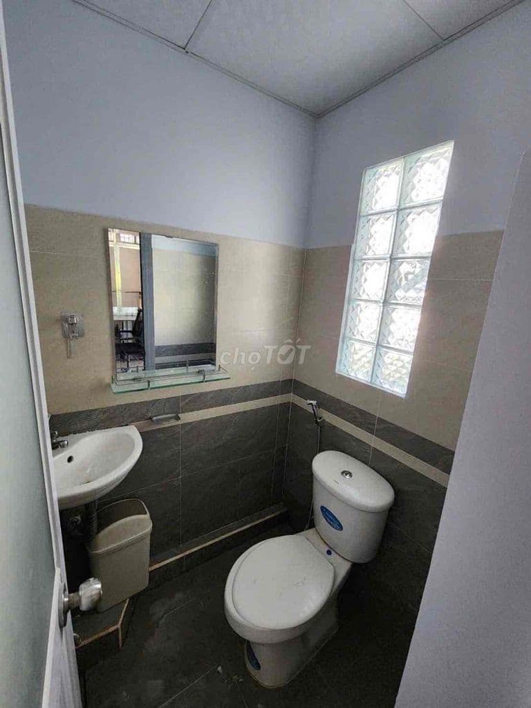 2TẦNG 1/ - NGAG 4.1M - PHÚ MỸ HƯNG - SỔ VUÔNG 35m2 - THUÊ 7tr , 3 Nhỏ