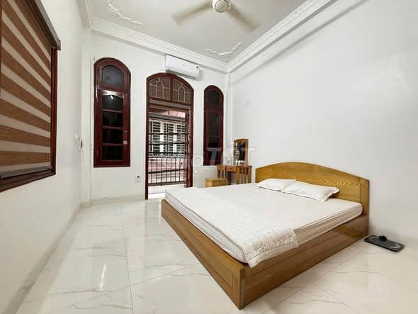 bán nhà 42m2 Xuân Thủy lô góc ô tô vào nhà - Ảnh 3