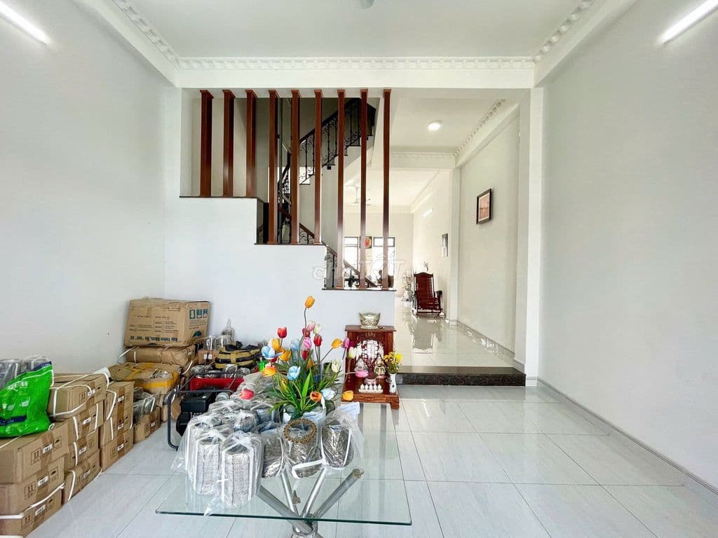 BÁN NHÀ 3 TẦNG MT HẺM CHÍNH LÊ VĂN LƯƠNG - Ảnh 2