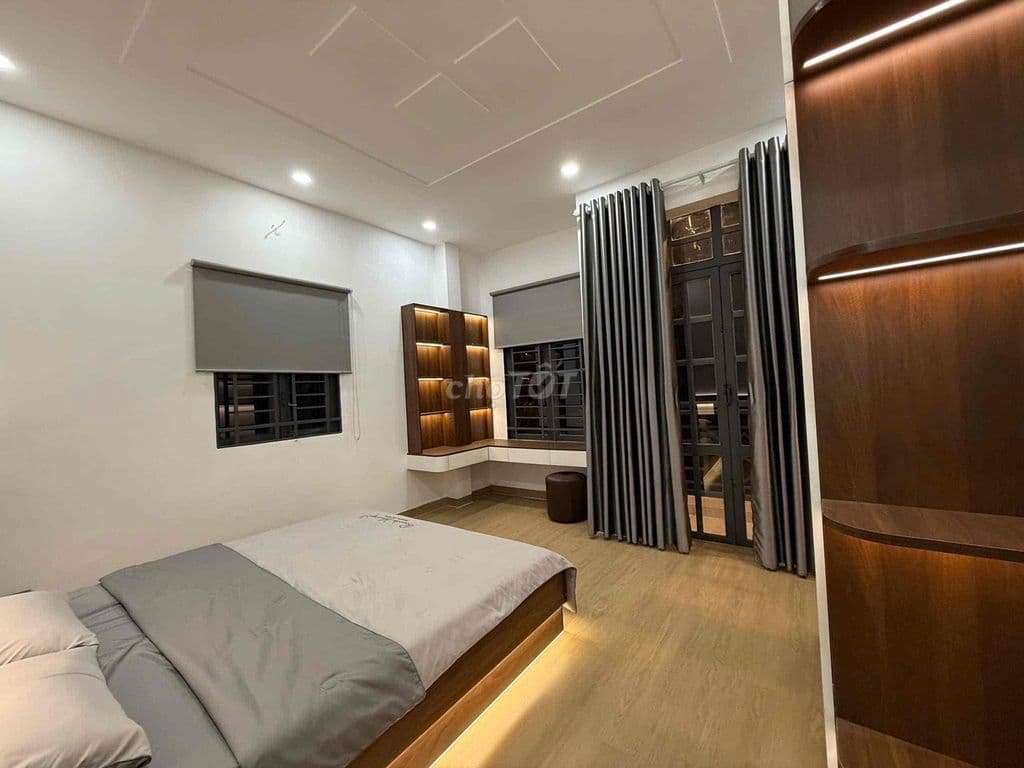 NHÀ 2 mặt tiền Bán Gấp - Ngộp hơn 4 tỷ - Ảnh 2