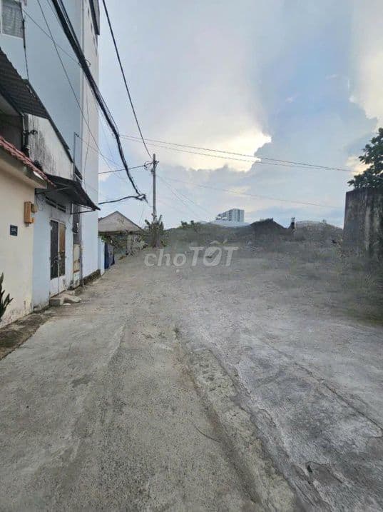 Nhà Đặng Văn Bi 70m2 ô tô đậu cửa - Ảnh 3