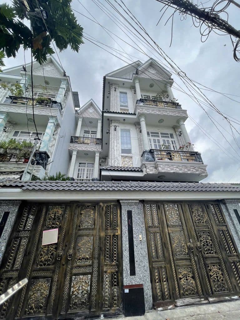 Biệt Thự 3 tầng, 7,5x11m , DTCN 81m2, Ngã 4 An Sương, 7 tỷ