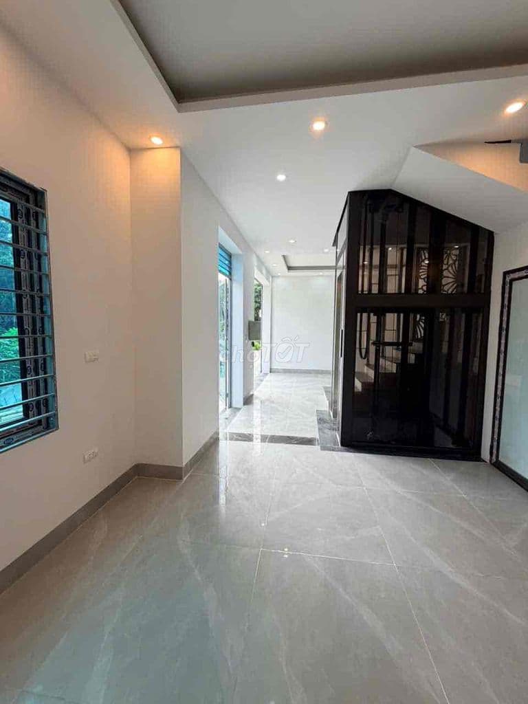 Nhà Ô tô vào Tận cửa nhà thuộc Đại Thành- gần kđt Đô Nghĩa