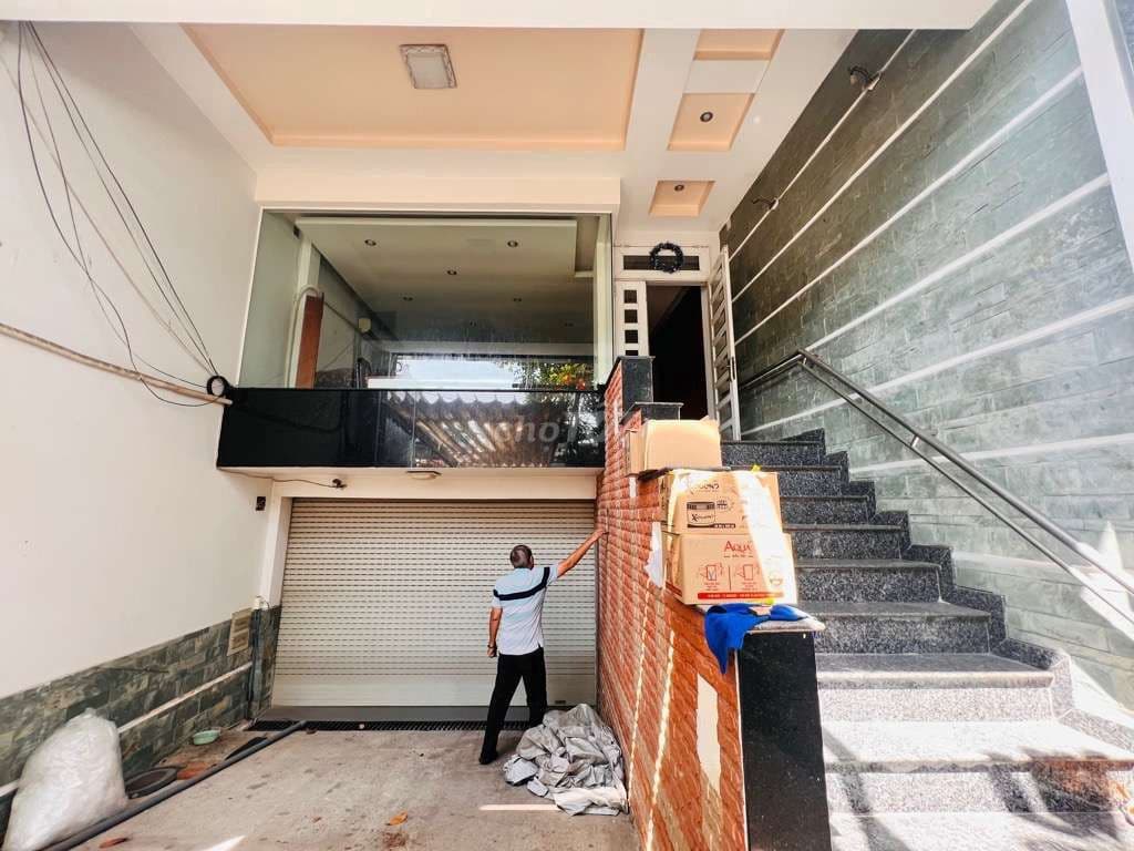 Bán nhà , Ngang 6M- 190M2, 4Tầng Giá :13.5Tỷ Đường Thống nhất ,Gò Vấp - Ảnh 3