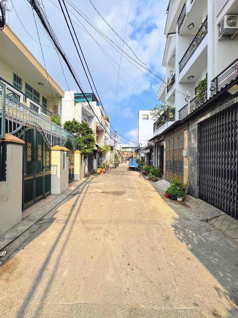 Nán nhà Bình Tân - Ảnh 2