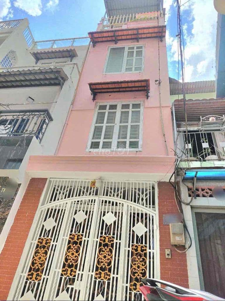 BÁN NHÀ NGUYỄN VĂN CỪ QUẬN 1 DT 3x9 27m2 4 TẦNG GIÁ 5.9 TỶ TL