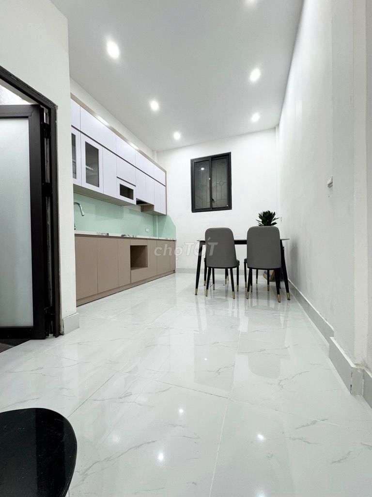 kim giang 40m ,4 tầng, 4 ngủ , nhà mới full nội thất, gần ôtô - Ảnh 2