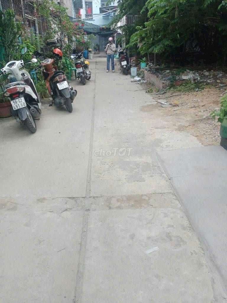BÁN ĐẤT HOÀNG BẬT ĐẠT TÂN BÌNH 4X16M VUÔNG ĐẸP HẺM XE HƠI GIÁ 4.99 TỶ - Ảnh 2