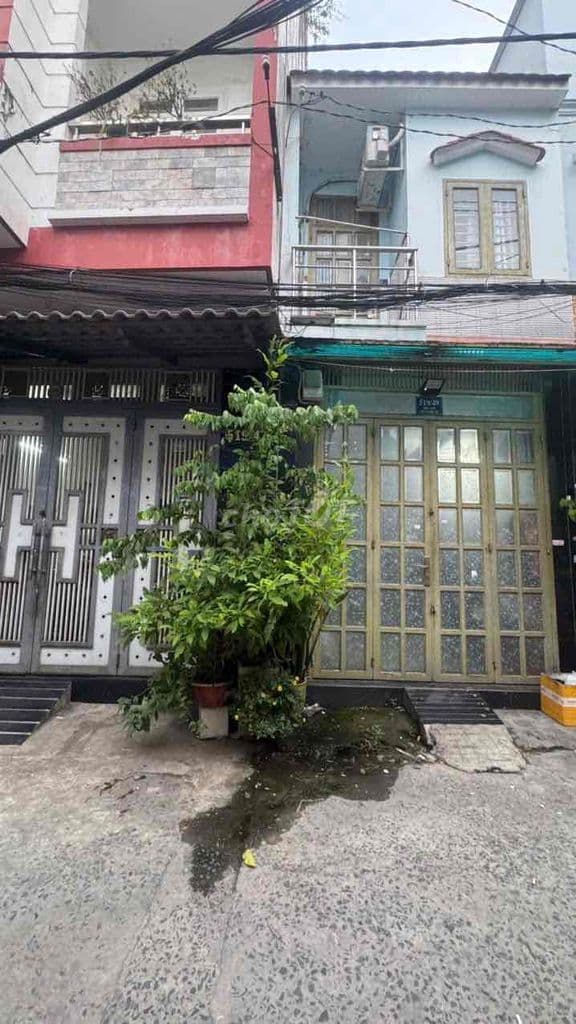 TÂN PHÚ - XE HƠI ĐỖ CỬA - 2PN - 2.750ty