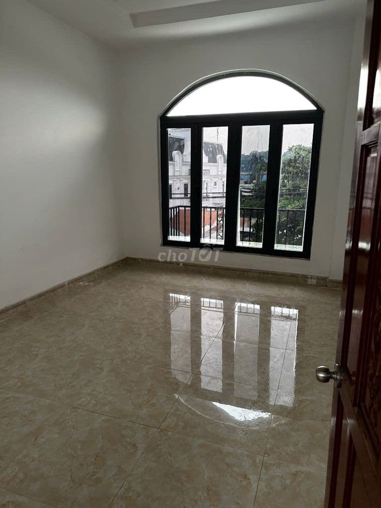 GẤP GIẢM SỐC 2TY - NHÀ MẶT TIỀN NGUYỄN XIỂN CHỈ - SẴN DÒNG TIỀN - Ảnh 2