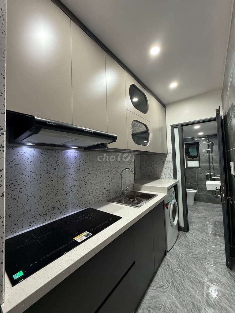 Hiếm 4 tỷ hơn Tập thể Nguyễn Công Trứ, 85m2 3PN sổ TO, đẹp, ô tô đỗ ct - Ảnh 2