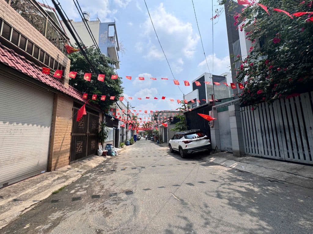 Hiếm 7 lô đất F0 - Hoàng Diệu 2 - Thủ Đức, 64M2, HXH Thông, Xây 5 Tầng