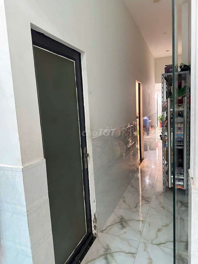 👉CCG Bán Gấp nhà 1trệt 1lầu 2pn 2wc 1bếp Sổ hoàn công - Ảnh 3