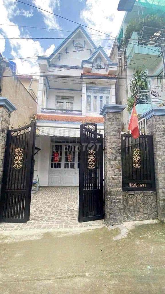 Nhà diện tích đẹp ngay cao đẳng diện lực q12 -Bán Nhà SHR dt 5 x 16m n