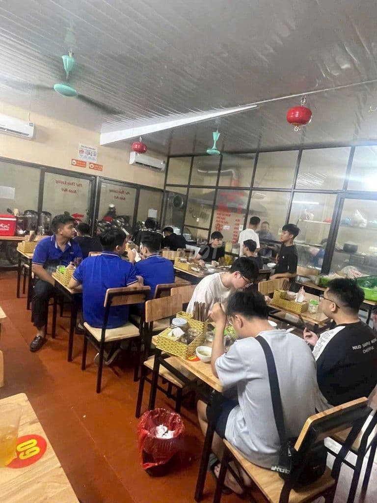 CHÍNH CHỦ CẦN CHUYỂN NHƯỢNG GẤP QUÁN CƠM PHỞ BÌNH DÂN