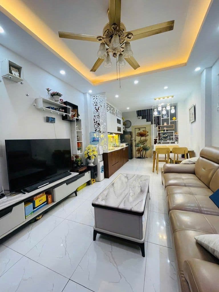 Giá quá hiếm cho khu Cổ Nhuế - Hơn 7 tỷ có ngay nhà đẹp full nội thất