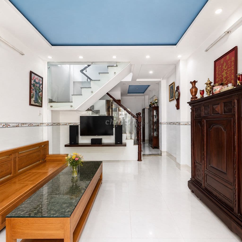 Giảm 200TR, nhà 2 lầu 42m², SHR hoàn công, gần Gigamall. Giá 4,1 tỷ - Ảnh 2