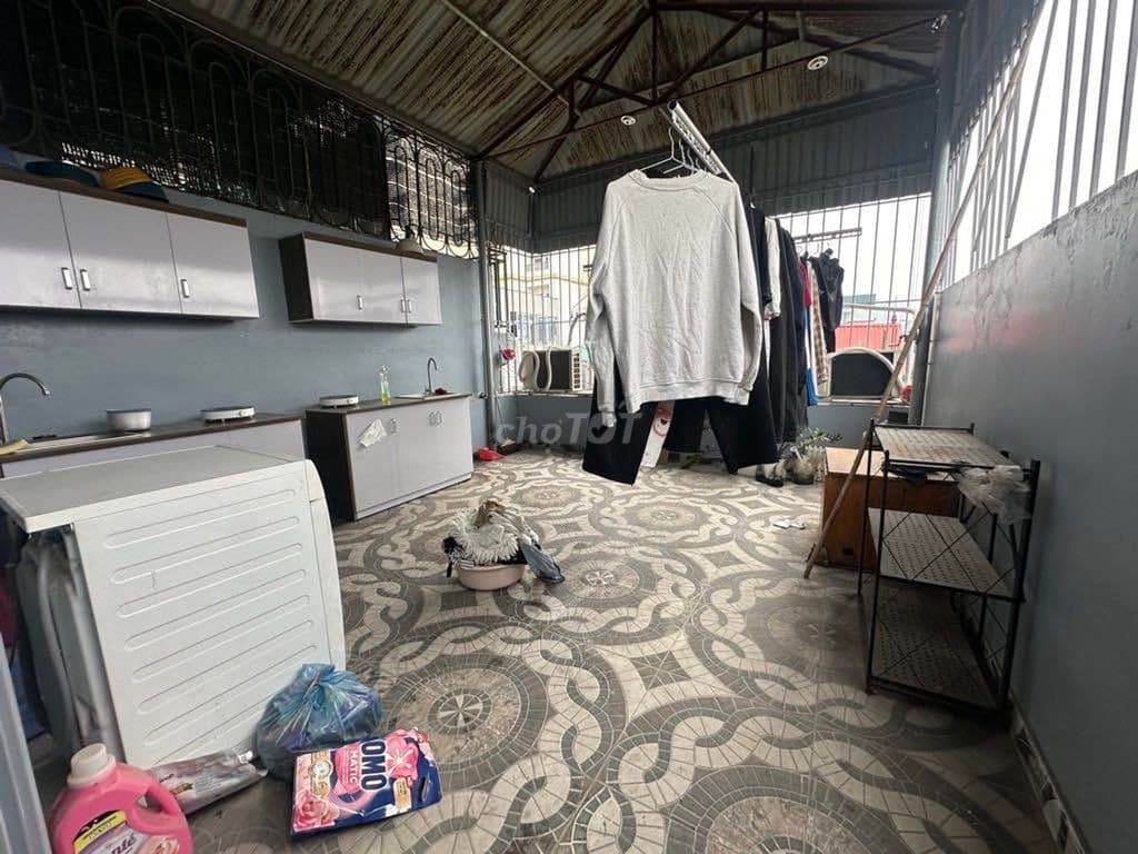 50m ô tô tránh, gần hồ ,dân Xây 42m2 5 Tầng mặt tiện rộng - Ảnh 3