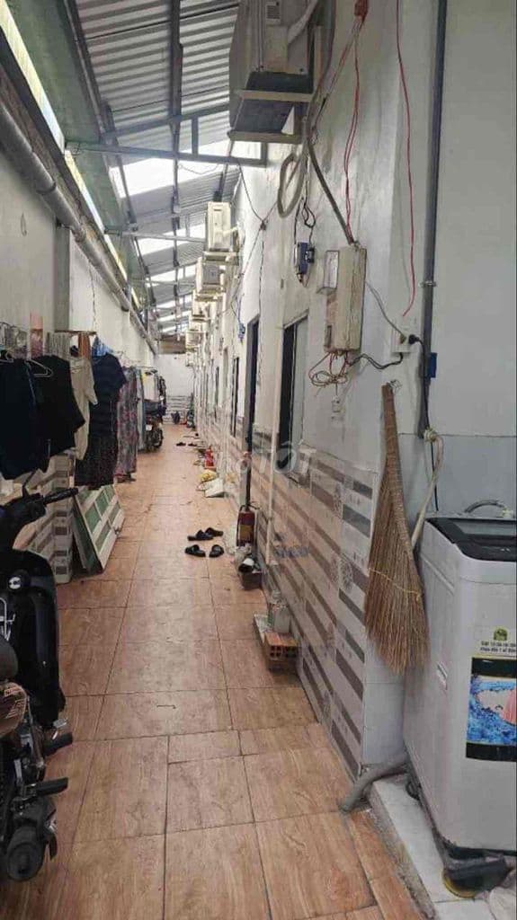 Bán Nhà Có 7 Phòng Trọ, HXT ,DT 180m2 Giá tốt , chỉ 9 tỷ TL - Ảnh 2