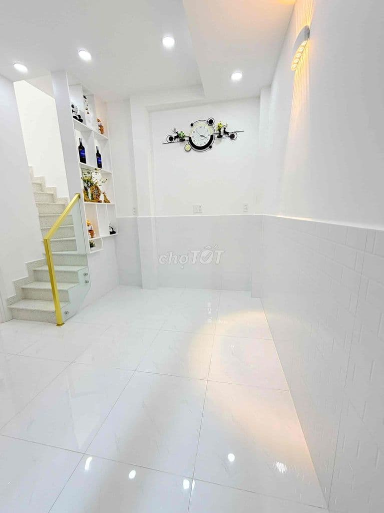 Chủ nhà giảm 300tr - chỉ còn 3T6 - Ảnh 3