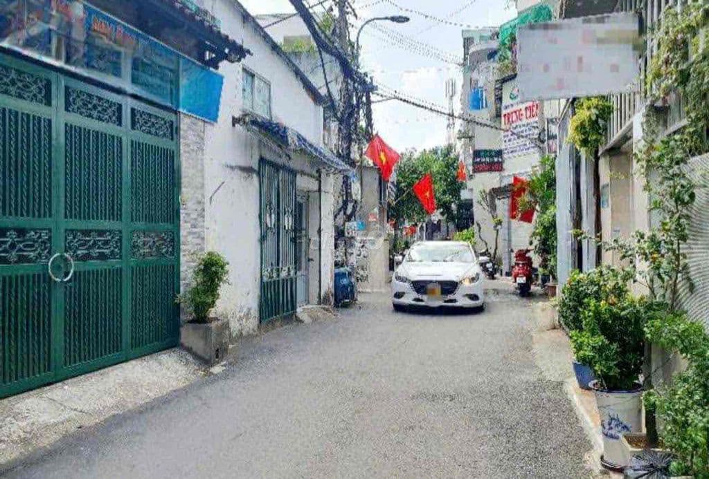 CẦN BÁN GẤP NHÀ NV LƯỢNG GẦN CHỢ GIÁ TL MẠNH