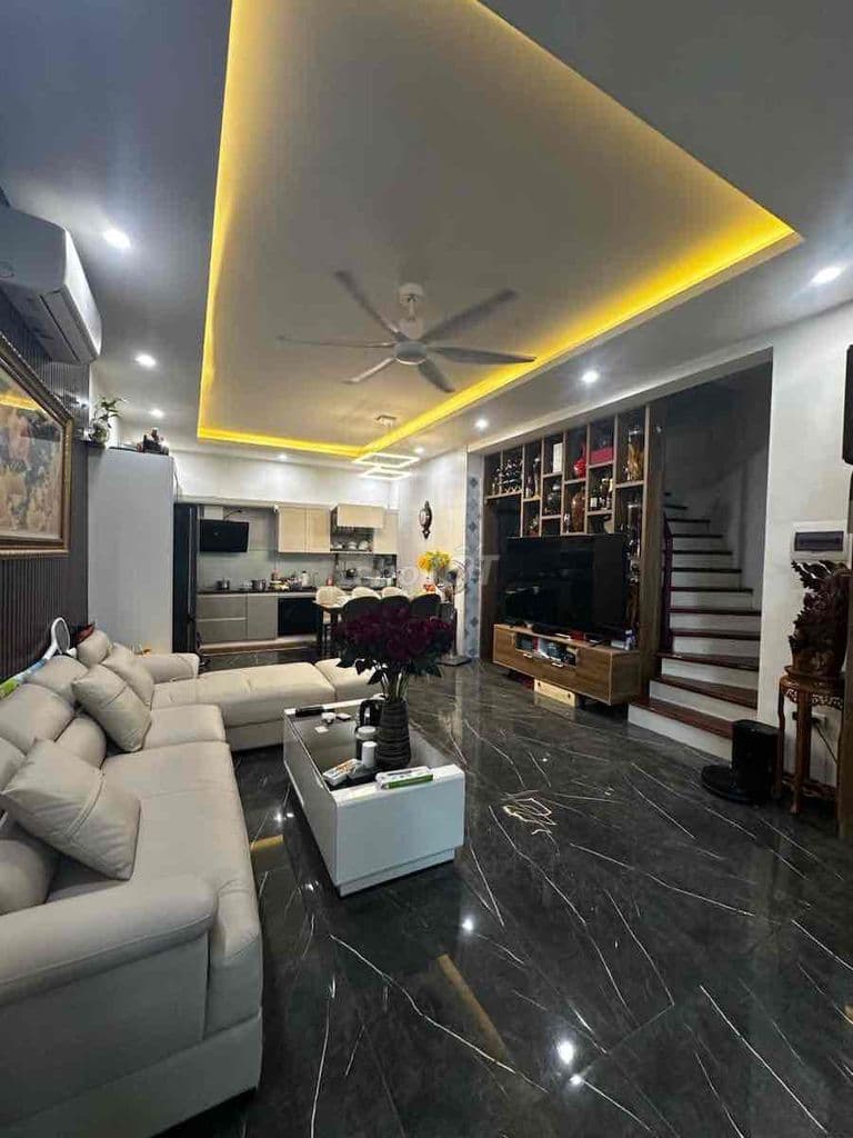 Hiếm Phố Quan Nhân, nhà đẹp ở luôn, full nội thất, cách oto tránh 10m, - Ảnh 2