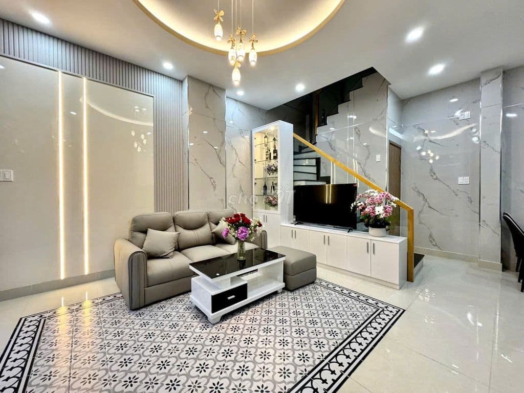 Nhà đẹp P. GIA ĐỊNH- HXH 7C - 5 Tầng BTCT vào ở ngay. Giá 8,6 tỷ tl - Ảnh 2
