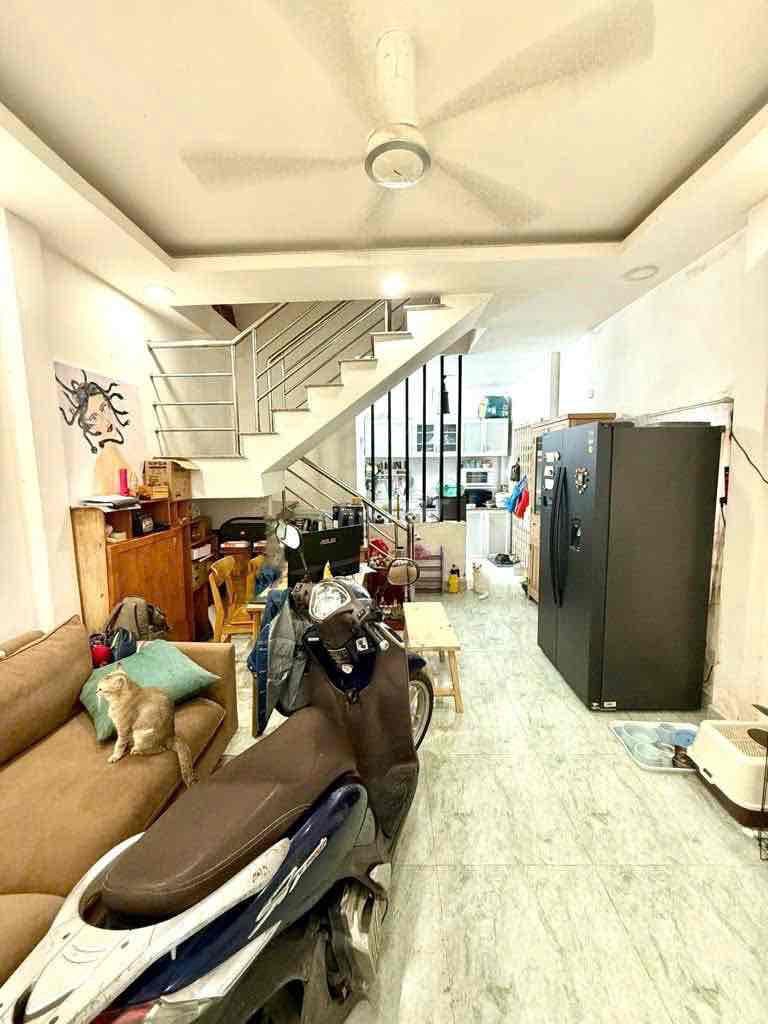 QUẬN 7 - GẦN LOTTE , 2 TẦNG , 40M2, 4.5 TỶ