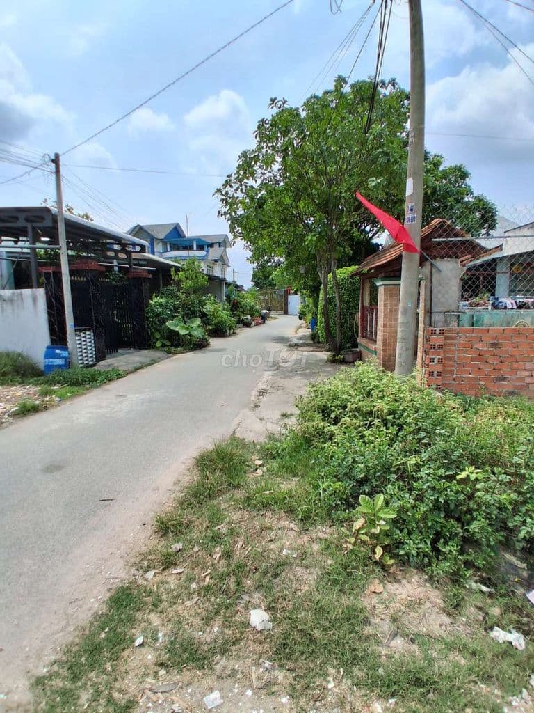 Chính chủ bán lô đất 80m2 full thổ cư