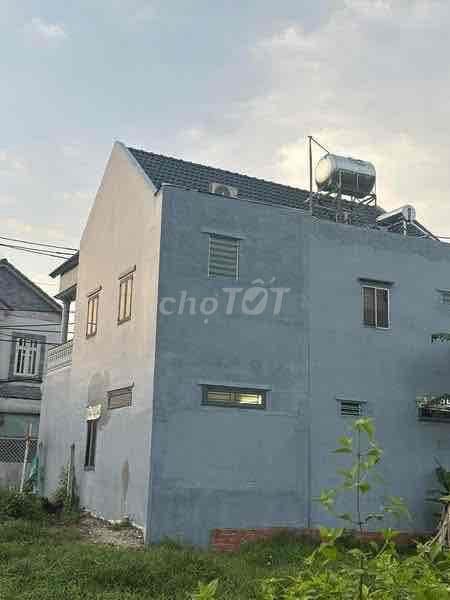 Nhà cc mặt tiền Tân Thới Nhì 35. Rất đẹp 9x10 nở hậu. Xung quanh công - Ảnh 2