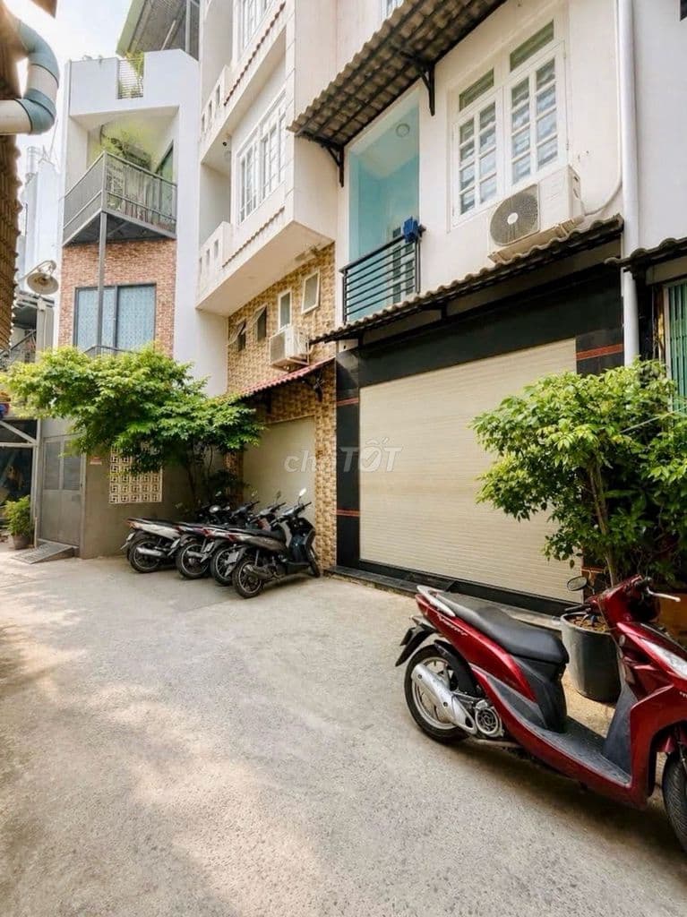 Phòng ngủ trệt, 33m2, 116/77 Lê Đức Thọ