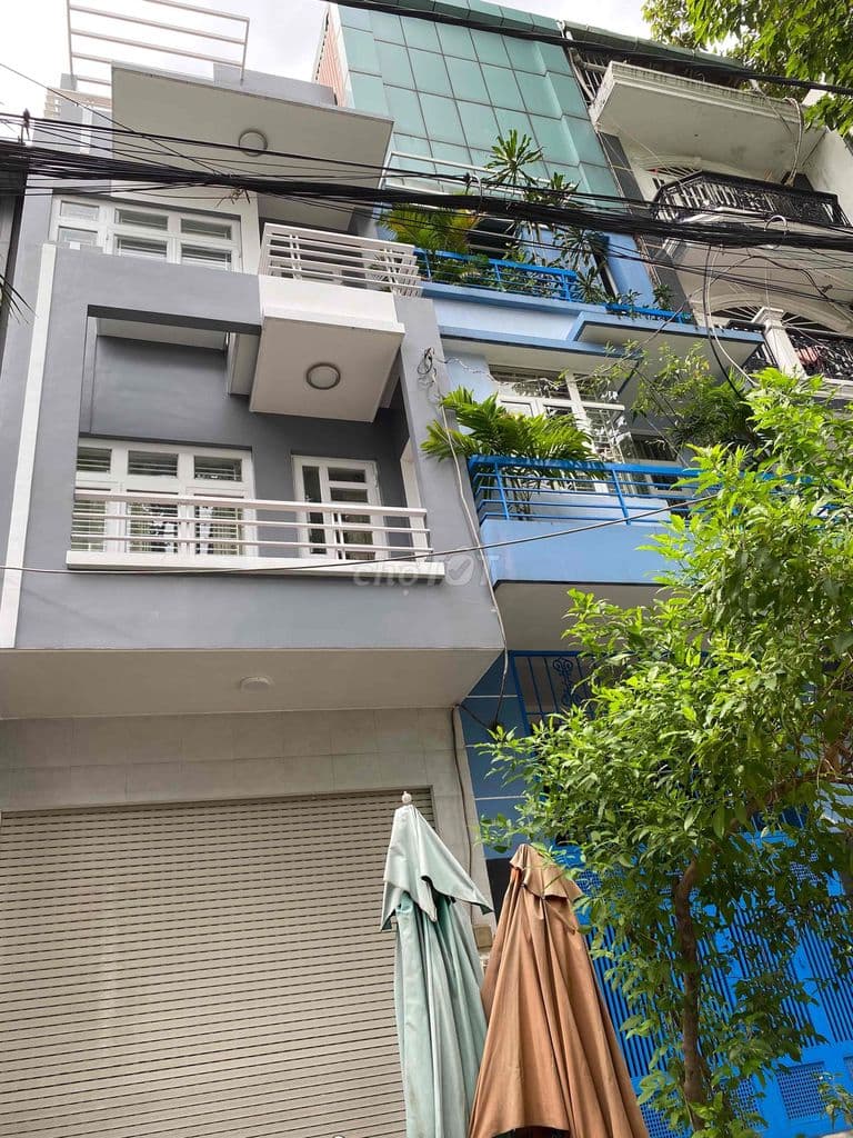 Bán nhà Mặt Tiền đường Nguyễn Gia Trí, Q: Bình Thạnh