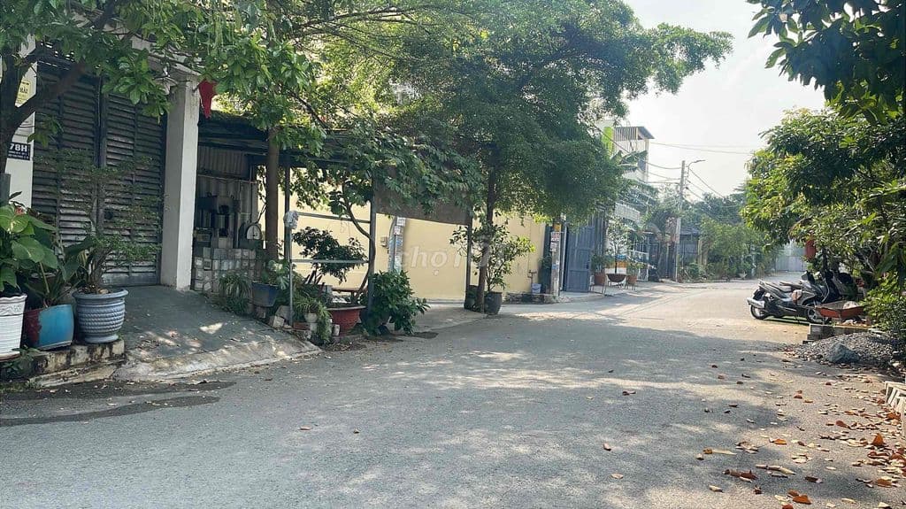 Đất 4.5x12.5m 56.6m2 đường ô tô khu đẹp kế vạn phúc đồng bộ