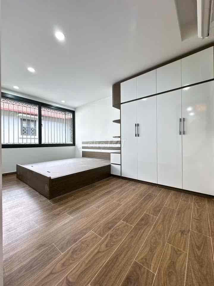 Bán căn hộ TT Thành Công, tầng thấp, 42/90m, 3 ngủ 2wc, full NT xịn
