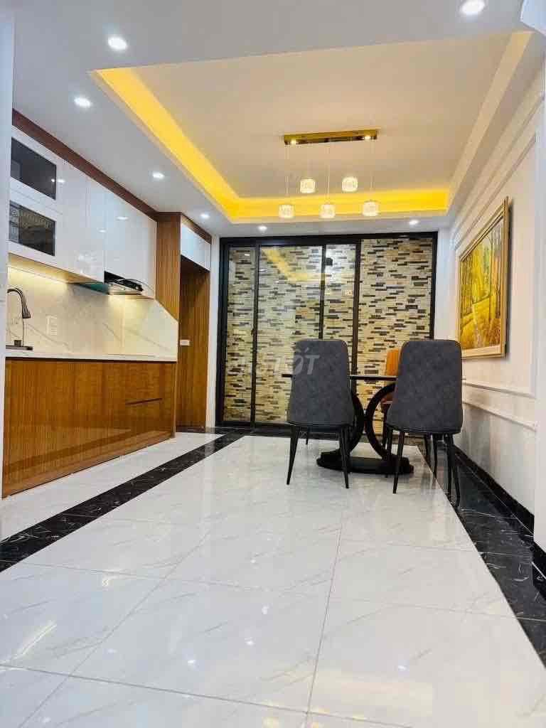Hàng hiếm phố Minh Khai, ngõ rộng 2,5m, Lô góc, 35m*5T. 6,1 tỷ - Ảnh 3