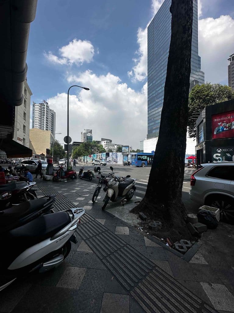 Bán nhà Huỳnh Thúc Kháng.Phường Sài Gòn - Ảnh 2